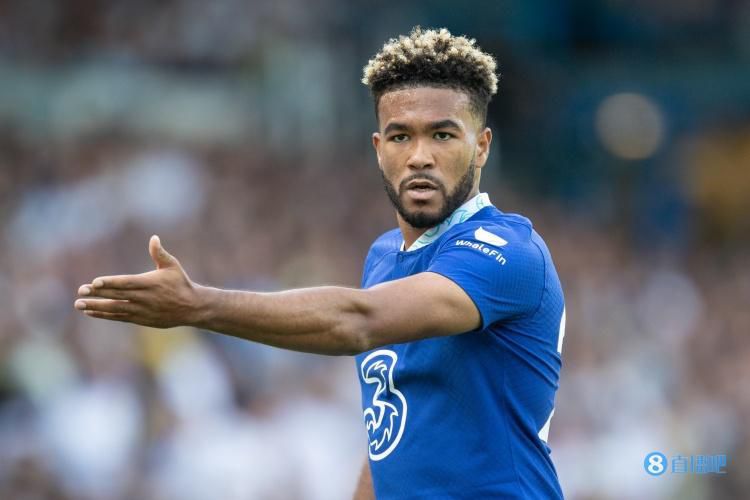 日本大尺度吃奶做爰漫画